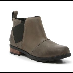 Sorel Women’s Emelie Chelsea Boot